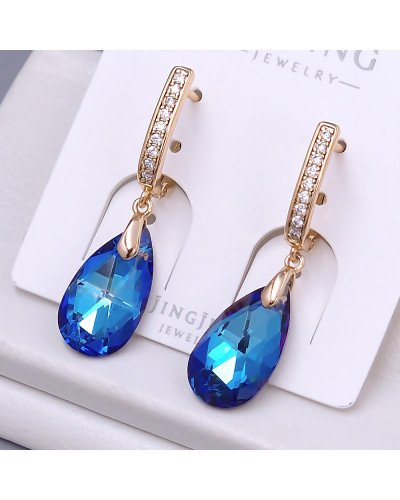Сережки XР. Позолота 18К. Камені: Swarovski та циркон. Довжина: 35 мм. Ширина: 9 мм.