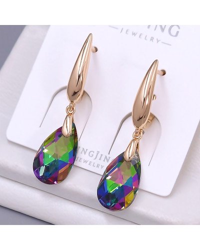 Сережки XР. Позолота 18К. Камені: Swarovski хамелеон. Довжина: 38 мм. Ширина: 9 мм.