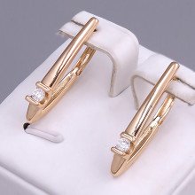 Сережки ХР. Позолота 18К. Камені: білий циркон. Довжина: 28 мм. Ширина: 4 мм.