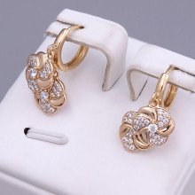 Сережки ХР. Позолота 18К. Камені: білий циркон. Довжина: 20 мм. Ширина: 8 мм.