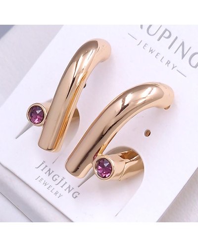 Сережки XР. Позолота 18К. Камені: Swarovski фіолетовий колір. Довжина: 23 мм. Ширина: 18 мм.