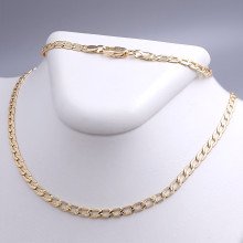Ланцюжок XР із рифленням. Позолота 18К. Довжина: 50 ​​см. Ширина: 3 мм.