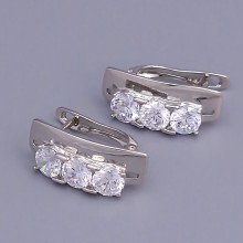 Сережки ХР. Родій. Камені: білий циркон. Довжина: 18 мм. Ширина: 7 мм.