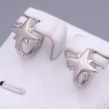 Сережки ХР. Родій. Діаметр: 15 мм. Ширина: 12 мм.