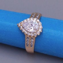 Каблучка XР. Позолота 18К. Камені: білий циркон. Є: 16р 17р