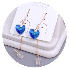 Сережки-протяжки XР. Позолота 18К. Камені: Swarovski синього кольору. Довжина: 90 мм. Ширина: 10 мм.