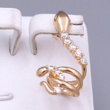 Кафа-гвоздик XР (на праве вухо). Позолота 18К. Камені: білий циркон. Довжина: 32 мм. Ширина: 15 мм.