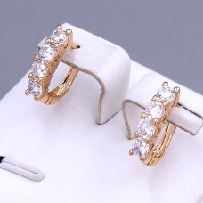 Сережки ХР. Позолота 18К. Камені: білий циркон. Довжина: 15 мм. Ширина: 3 мм.