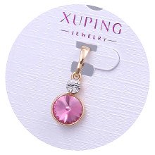 Кулон XР. Позолота 18К. Камені: Swarovski  рожевого та білого кольору. Довжина: 17 мм. Ширина: 7 мм.