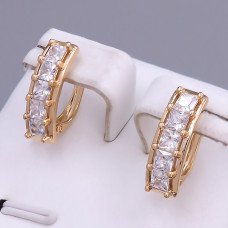 Сережки ХР. Позолота 18К. Камені: білий циркон. Довжина: 17 мм. Ширина: 6 мм.