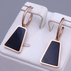 Сережки з чорною емалью Stainless Steel. Сталь. Позолота ЧВ. Довжина: 30 мм. Ширина: 13 мм.