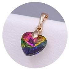 Кулон XР. Позолота 18К. Камені: Swarovski кольору хамелеон. Довжина: 19 мм. Ширина: 10 мм.