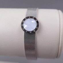 Жорсткий браслет Stainless Steel з білою емаллю. Сталь. Родій. Довжина: 21 см. Ширина: 15 мм.
