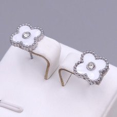 Сережки-гвоздики Stainless Steel з білою емаллю та цирконом. Сталь. Родій. Довжина: 15 мм. Ширина: 11 мм.