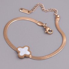 Браслет Stainless Steel з білою емаллю. Сталь. Позолота ЧВ. Довжина: 17-22 см. Ширина: 13 мм.