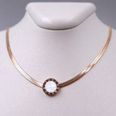 Ланцюжок із кулоном Stainless Steel з білою емаллю. Сталь. Позолота ЧВ. Довжина ланцюжка: 40-45 см
