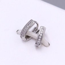 Сережки ХР. Родій. Камені: білий циркон. Довжина: 11 мм. Ширина: 3 мм.