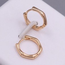 Сережки ХР. Позолота 18К. Діаметр: 15 мм. Ширина: 3 мм.
