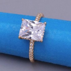 Каблучка XР. Позолота 18К. Камені: циркон. Є: 19р