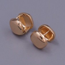 Сережки ХР. Позолота 18К. Довжина: 12 мм. Ширина: 10 мм.