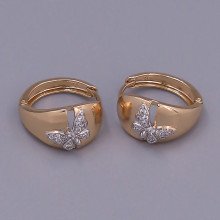 Сережки ХР. Позолота 18К + родій. Камені: білий циркон. Довжина: 17 мм. Ширина: 9 мм.
