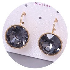 Сережки XР. Позолота 18К. Камені: Swarovski чорного кольору. Довжина: 22 мм. Ширина: 15 мм.