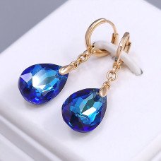 Набір ХР. Сережки та кулон на ланцюжку зі Swarovski синього кольору. Мед. золото 18К Ланцюжок: 40-45 см. Сережки: 35 мм.