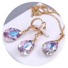 Набір ХР. Сережки та кулон на ланцюжку зі Swarovski бузкового кольору. Мед. золото 18К Ланцюжок: 40-45 см. Сережки: 35 мм.