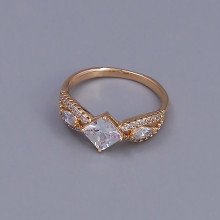 Каблучка XР. Позолота 18К. Камені: циркон. Є: 19р