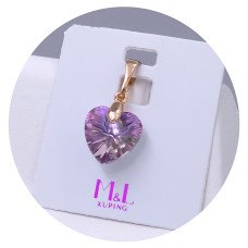 Кулон XР M&L. Позолота 18К. Камені: Swarovski. Довжина кулона: 19 мм. Ширина: 9 мм.