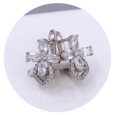 Сережки ХР. Родій. Камені: білий циркон. Довжина: 17 мм. Ширина: 12 мм.