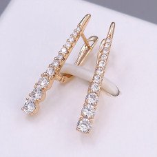 Сережки ХР. Позолота 18К. Камені: циркон. Довжина: 28 мм. Ширина: 3 мм.