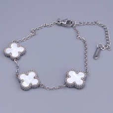 Двостонній браслет Stainless Steel з білою емаллю. Сталь. Родій. Довжина: 18-23 см. Ширина: 13 мм.