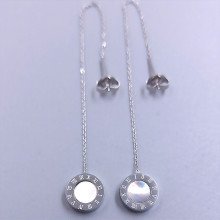 Сережки-протяжки Stainless Steel з білою емаллю. Сталь. Родій. Довжина: 103 мм. Ширина: 10 мм.