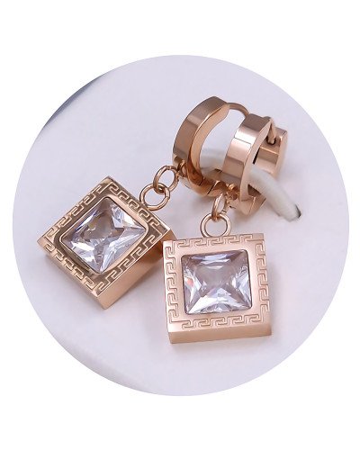 Сережки Stainless Steel. Сталь. Позолота ЧВ. Камені: білий циркон. Довжина: 31 мм. Ширина: 13 мм.