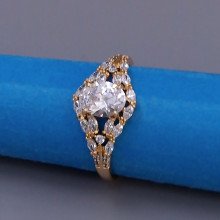 Каблучка XР. Позолота 18К. Камені: циркон. Є: 19р