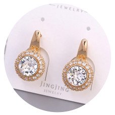 Сережки XР. Позолота 18К. Камені: Swarovski та циркон білого кольору. Довжина: 20 мм. Ширина: 12 мм.