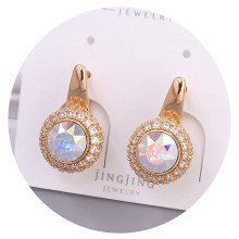 Сережки XР. Позолота 18К. Камені: Swarovski бензинового кольору та білий циркон. Довжина: 20 мм. Ширина: 12 мм.