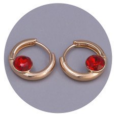 Сережки XР. Позолота 18К. Камені: Swarovski червоного кольору. Діаметр: 15 мм. Ширина: 5 мм.