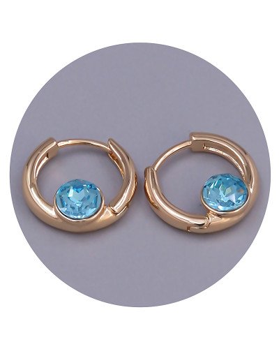 Сережки XР. Позолота 18К. Камені: Swarovski блакитного кольору. Діаметр: 15 мм. Ширина: 5 мм.