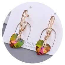 Сережки XР. Позолота 18К. Камені: Swarovski хамелеон. Довжина: 29 мм. Ширина: 9 мм.