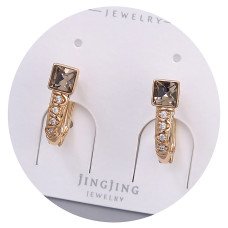 Сережки XР. Позолота 18К. Камені: Swarovski та циркон. Довжина: 16 мм. Ширина: 5 мм.