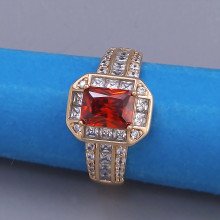 Каблучка XР. Позолота 18К. Камені: циркон. Є: 19р