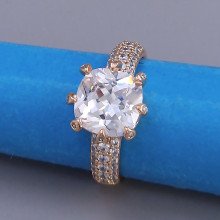 Каблучка XР. Позолота 18К. Камені: циркон. Є: 19р 20р