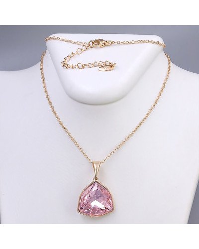 Кулон на ланцюжку XР. Позолота 18К. Камені: Swarovski. Діаметр кулона: 18 мм Довжина ланцюжка: 40-45 мм