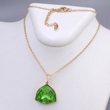 Кулон на ланцюжку XР. Позолота 18К. Камені: Swarovski. Діаметр кулона: 18 мм Довжина ланцюжка: 40-45 мм