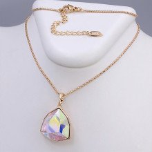 Кулон на ланцюжку XР. Позолота 18К. Камені: Swarovski. Діаметр кулона: 18 мм Довжина ланцюжка: 39.5-44.5 мм