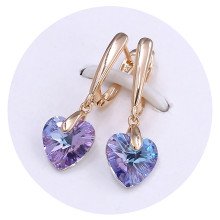 Сережки XР. Позолота 18К. Камені: Swarovski. Довжина: 30 мм. Ширина: 10 мм.
