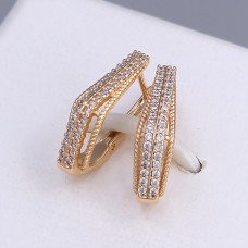 Сережки ХР. Позолота 18К. Камені: білий циркон. Довжина: 20 мм. Ширина: 6 мм.
