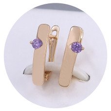 Сережки ХР. Позолота 18К. Камені: бузковий циркон. Довжина: 17 мм. Ширина: 5 мм.